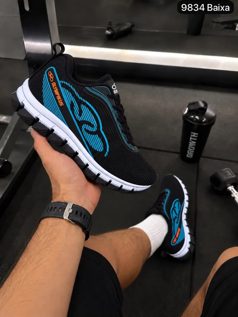 Tênis 9834 Baixa: preto com detalhe azul